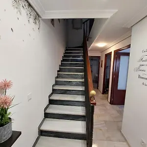 https://el-patio-de-lola.es-andalucia.com